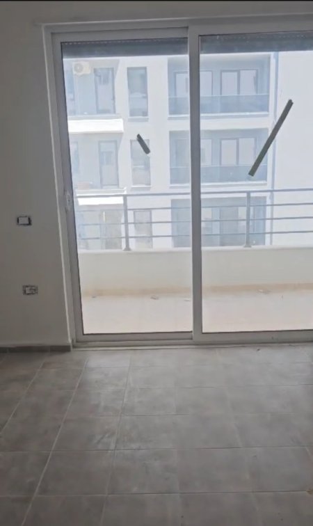 Vlore, shitet apartament 2+1+Ballkon , 106 m² 243.800 € (Lungomare)