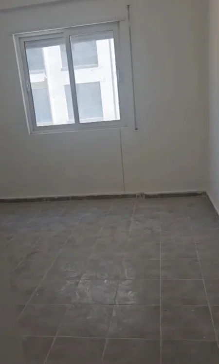 Vlore, shitet apartament 2+1+Ballkon , 106 m² 243.800 € (Lungomare)