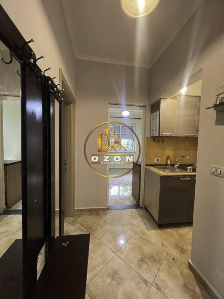 Tirane, jepet me qera apartament 1+1+A+BLK Kati 1, 50 m² 350 Euro (Myslym Shyri)