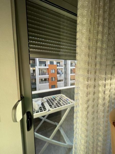 Tirane, jepet me qera apartament 1+1+BLK Kati 6, 70 m² 330 Euro