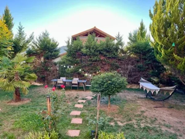 Tirane, shes Vile 2 Katshe Kati 0, 450 m² 500.000 Euro (Peze e Vogel)