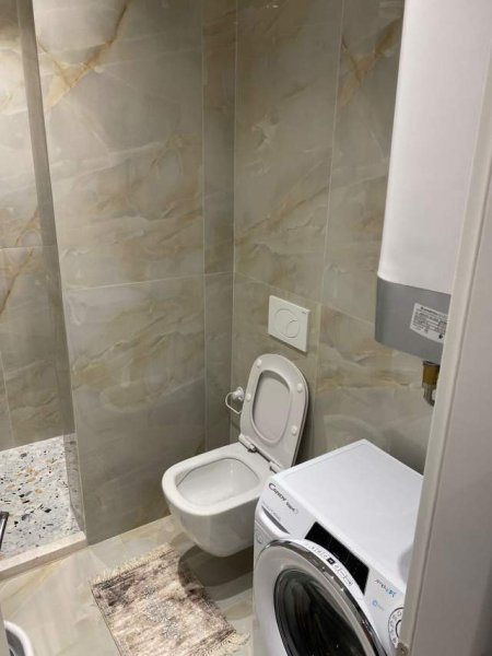Tirane, jepet me qera garsonier Kati 5, 50 m² 400 Euro (Qender)