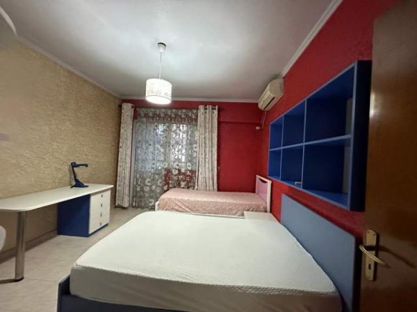 Tirane, jepet me qera apartament 2+1+BLK Kati 3, 94 m² 45.000 Leke (Don Bosko)