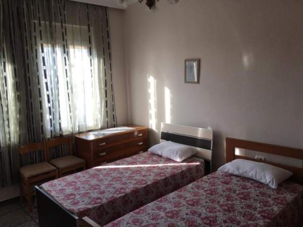 Tirane, jepet me qera apartament 2+1+BLK Kati 5, 80 m² 40.000 Leke
