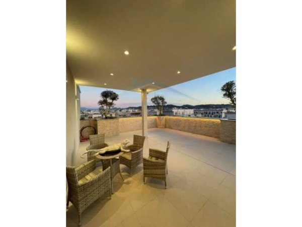 Tirane, shitet Penthouse 2+1 Kati 9, 234 m² 240.000 Euro (Unaza E Re Astir)