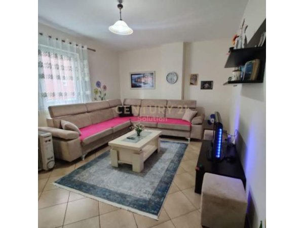 Tirane, shitet apartament 1+1+BLK Kati 1, 72 m² 77.000 Euro (Ruga e Dibres)