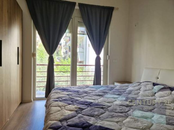 Tirane, shes apartament 2+1+BLK 175.000 Euro (LIQENI I THATE)