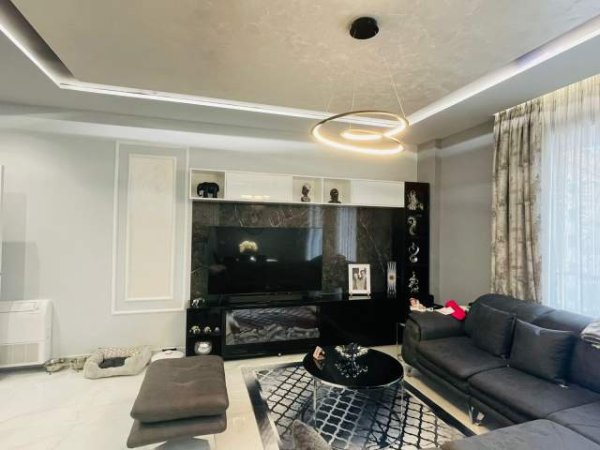 Tirane, shes apartament 2+1+BLK Kati 3, 123 m² 230.000 Euro (Blloku i Ambasadave)