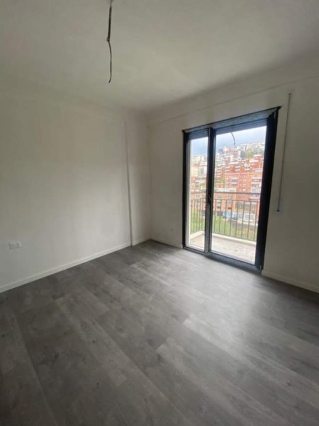 Tirane, shitet apartament 2+1+BLK Kati 5, 95 m² 157.000 Euro (Kodra e Diellit)