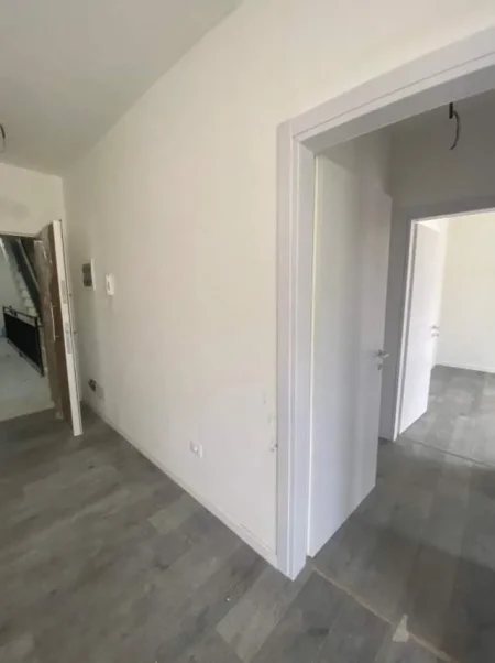 Tirane, shitet apartament 2+1+BLK Kati 5, 95 m² 157.000 Euro (Kodra e Diellit)