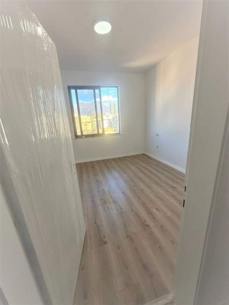Tirane, shes apartament 2+1+BLK Kati 9, 100 m² 165.000 Euro (Myslym Shyri)