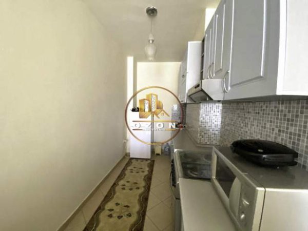 Tirane, jepet me qera apartament 1+1+A+BLK Kati 5, 70 m² 400 Euro (PAZARI I RI)