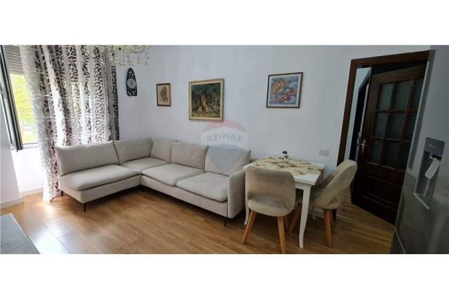 Tirane, jepet me qera apartament 2+1+A+BLK Kati 2, 74 m² 750 Euro (Shallvaret)