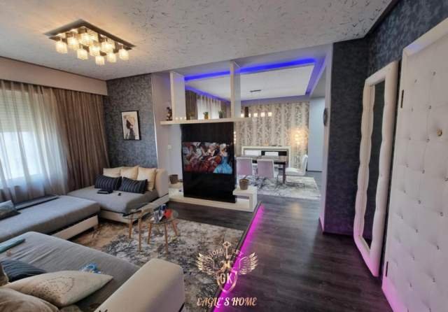 Durres, jepet me qera apartament 1+1+BLK Kati 6, 75 m² 600 Euro (Vila Koral,Plazh)