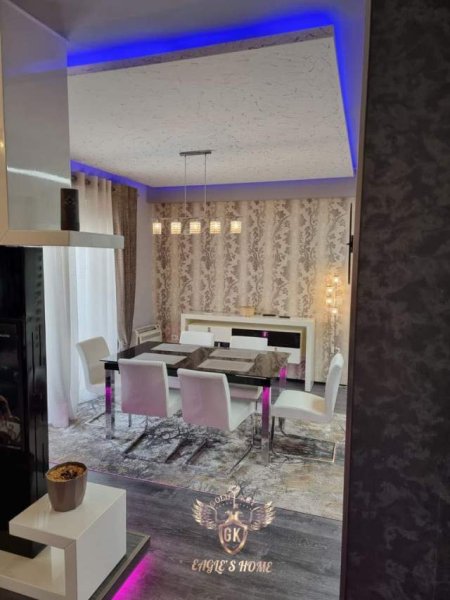 Durres, jepet me qera apartament 1+1+BLK Kati 6, 75 m² 600 Euro (Vila Koral,Plazh)