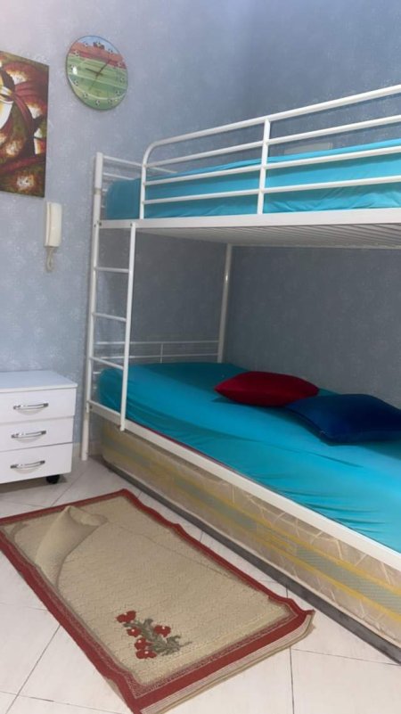 Tirane, jepet me qera apartament 1+1+BLK Kati 5, 50 m² 40.000 Leke (prane Kopeshtit numer 8)