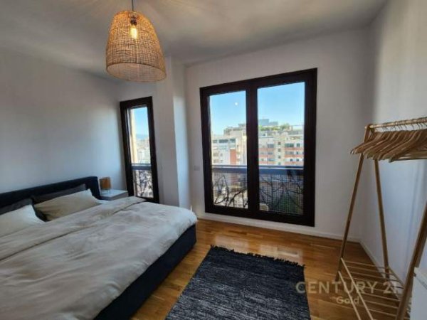 Tirane, jepet me qera apartament 2+1+BLK Kati 9, 145 m² 1.500 Euro (Rruga e Barrikadave)