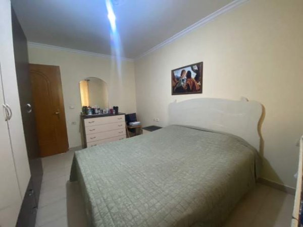 Tirane, jepet me qera apartament 1+1 Kati 2, 60 m² 350 Euro (Myslym Shyri)