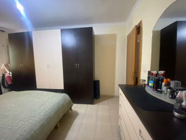 Tirane, jepet me qera apartament 1+1 Kati 2, 60 m² 350 Euro (Myslym Shyri)