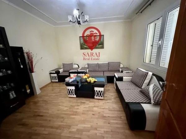 Tirane, shes Vile 2+1+A+BLK Kati 2, 240 m² 260.000 Euro (Jordan Misja afer Blv te Ri)