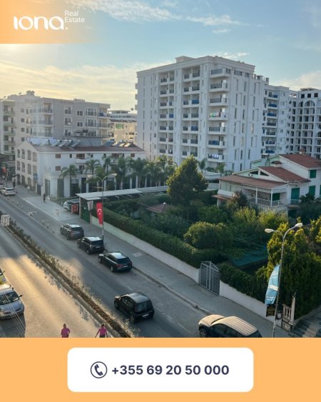 Golem, jepet me qera ditore apartamenti 1+1 Kati 3,