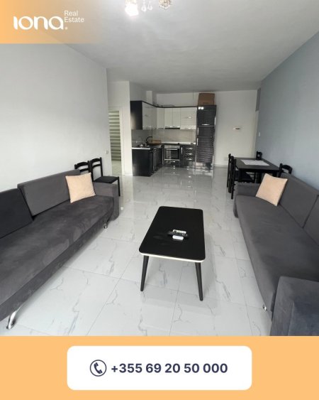 Golem, jepet me qera ditore apartamenti 1+1 Kati 3,