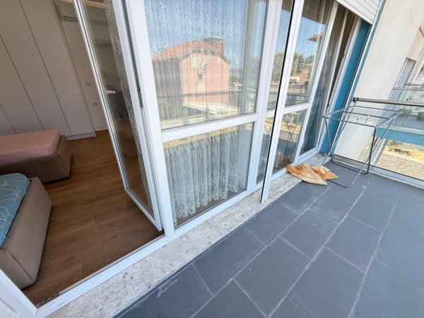 Tirane, jepet me qera apartament 2+1 Kati 1, 100 m² 600 € 
