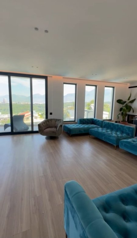 Tirane, jepet me qera Vile 4 Katshe, 1.200 m² 6.500 € (Rruga e Ullishteve, Liqeni i Thatë, Tiranë, TT 2046)