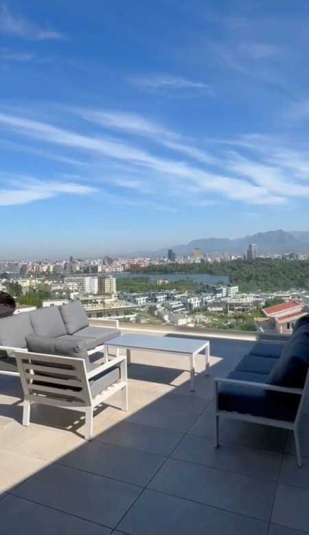 Tirane, jepet me qera Vile 4 Katshe, 1.200 m² 6.500 € (Rruga e Ullishteve, Liqeni i Thatë, Tiranë, TT 2046)