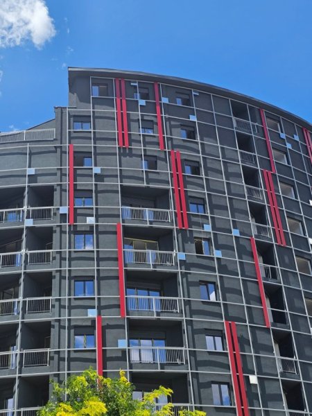 Tirane, shitet apartament 1+1 Kati 7, 76 m² 130.000 € (Prane shkolles 9 vjecare Vace Zela)
