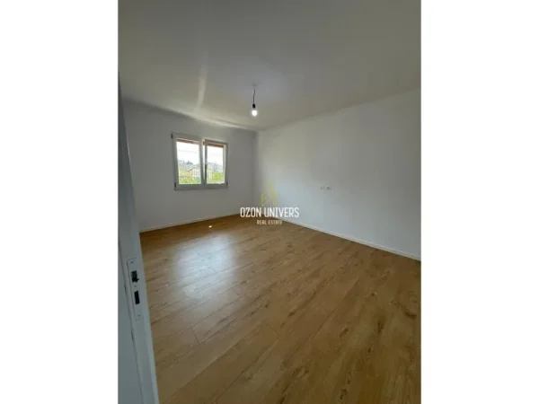 Tirane, shitet apartament 2+1+Ballkon Kati 2, 72 m² 122.000 € (Fax News, Ali Dem)