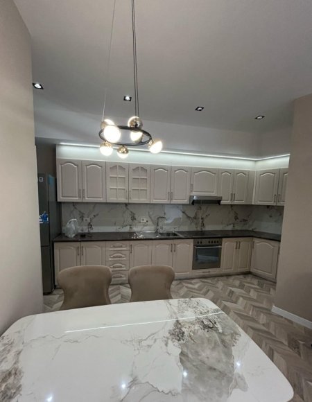 Tirane, shitet apartament 2+1 Kati 7, 102 m² 360.000 € (QENDER)