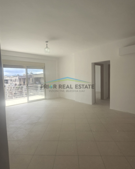 Tirane, shitet apartament 2+1+Ballkon Kati 8, 111 m² 149.000 € (Astir)