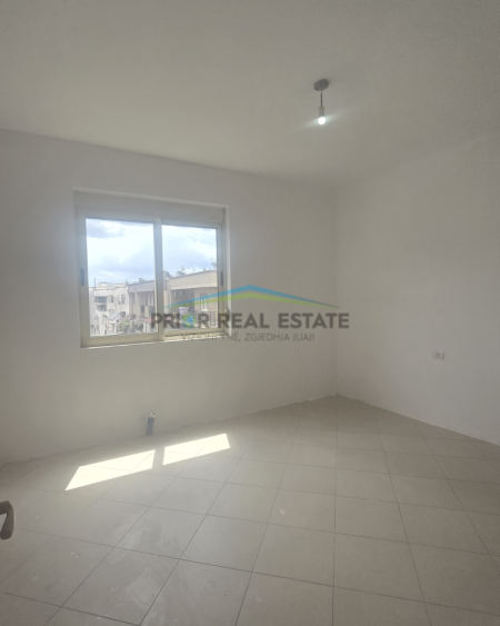 Tirane, shitet apartament 2+1+Ballkon Kati 8, 111 m² 149.000 € (Astir)