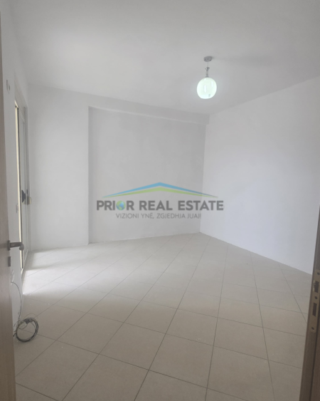 Tirane, shitet apartament 2+1+Ballkon Kati 8, 111 m² 149.000 € (Astir)