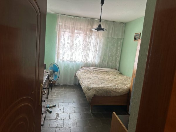 Pogradec, shitet apartament 2+1+Ballkon , 74 m²