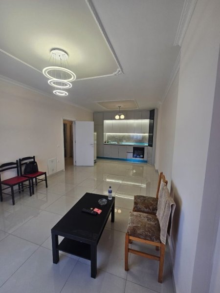 Tirane, jap me qera apartament 2+1 Kati 4, 96 m² 450 € (Rruga Todo Manco)