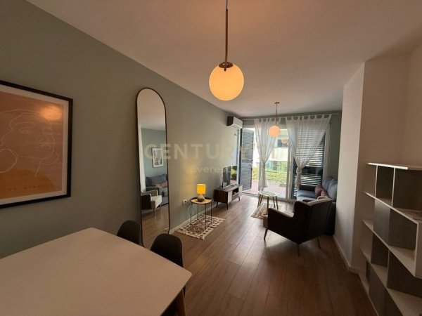 Tirane, jepet me qera apartament 1+1 Kati 2, 62 m² 550 € (Residenca Kodra e Diellit 1)