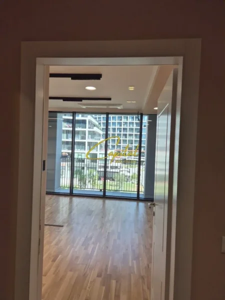 Tirane, jepet me qera apartament 2+1 Kati 2, 130 m² 2.200 € (LIQENI ARTIFICIAL)