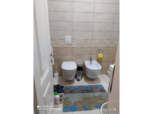 Tirane, jepet me qera apartament 2+1 Kati 2, 106 m² 700 € (Rezidenca Kodra e Diellit 1)