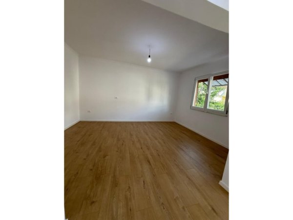 Tirane, shitet apartament 2+1 Kati 2, 72 m² 122.000 € (Alidemi)