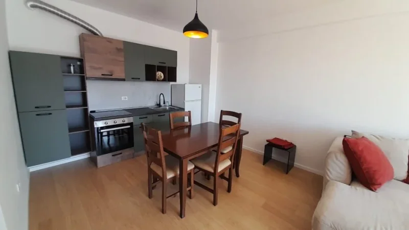 Tirane, jepet me qera apartament 1+1 Kati 4, 62 m² 600 € (zef Jubani)