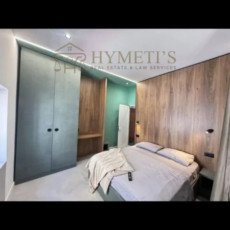 Tirane, shitet garsonier 1+1 , 74 m² 220.000 € (Rruga Ibrahim Rugova, Shallvaret)