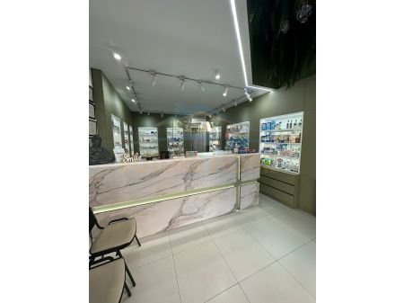 Tirane, shitet ambjent biznesi Kati 0, 183 m² 450.000 € (Ali Demi)