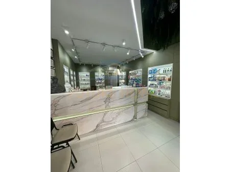 Tirane, shitet ambjent biznesi Kati 0, 183 m² 450.000 € (Ali Demi)