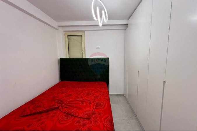 Tirane, jepet me qera apartament 2+1 Kati 3, 75 m² 450 € (Shkoze, ID: 530291018-877)