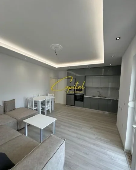 Tirane, jepet me qera apartament 2+1 Kati 2, 80 m² 500 € (SAUK)