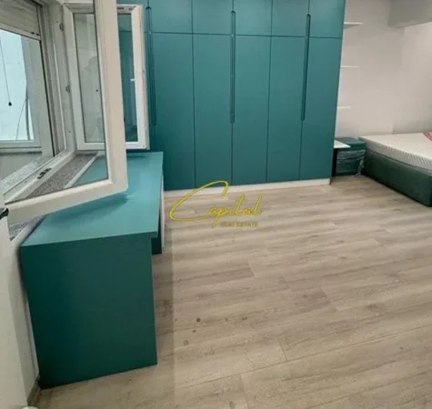 Tirane, jepet me qera apartament 2+1 Kati 2, 80 m² 500 € (SAUK)