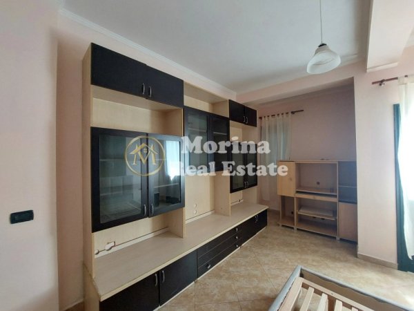 Tirane, jepet me qera apartament 2+1+Ballkon Kati 3, 105 m² 450 € (Rruga e Dibres)