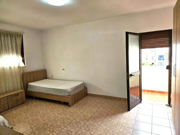 JEPET ME QIRA APARTAMENT 2+1 TEK SHESHI WILLSON NE TIRANE, Kati 4, 80 m² 550 € ( JEPET ME QIRA APARTAMENT 2+1 TEK SHESHI WILLSON NE TIRANE)